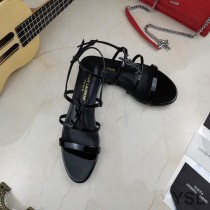 Saint Laurent Cassandra Flat Sandals With Five-Straps In Patent Leather Black